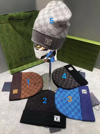 LV Beanies-001