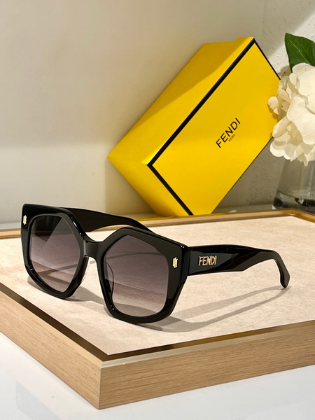 Fendi Sunglasses(AAAA)-404