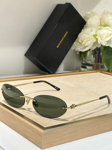 Balenciaga Sunglasses(AAAA)-115