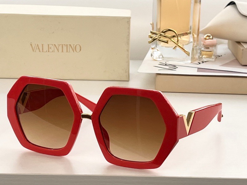 Valentino Sunglasses(AAAA)-039