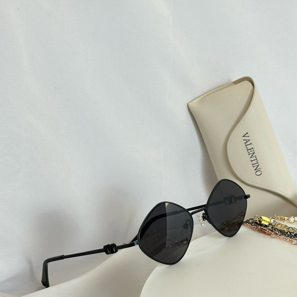 Valentino Sunglasses(AAAA)-001