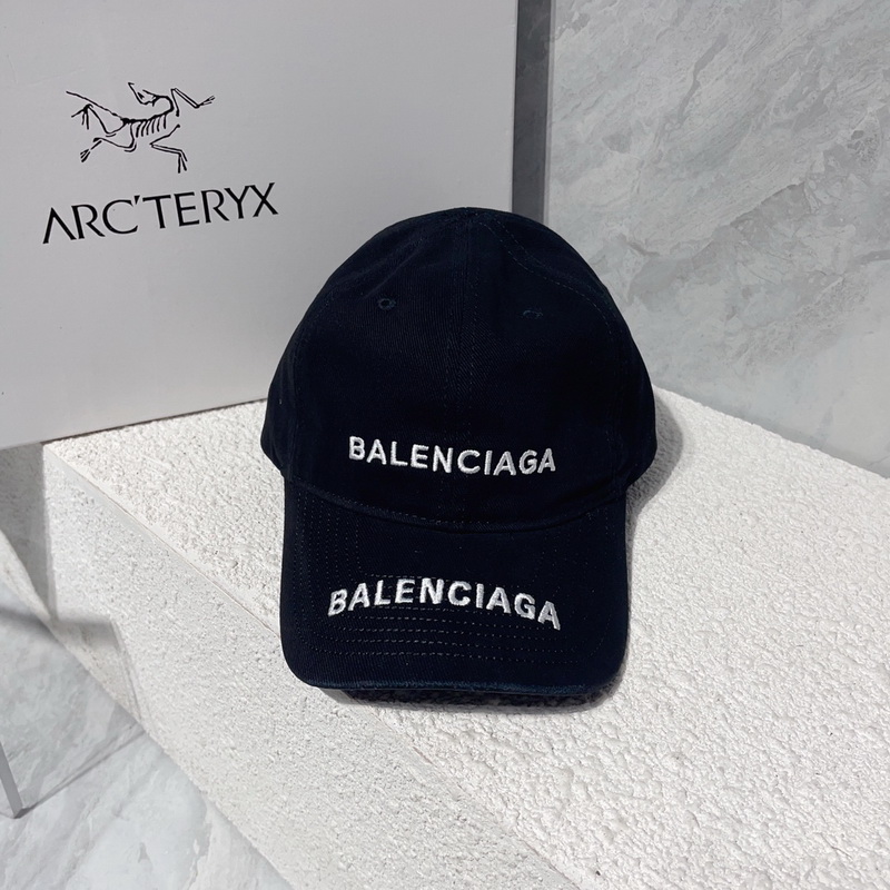 Balenciaga Cap-165