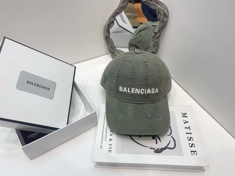 Balenciaga Cap-225