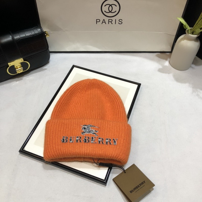 Burberry Beanies-003