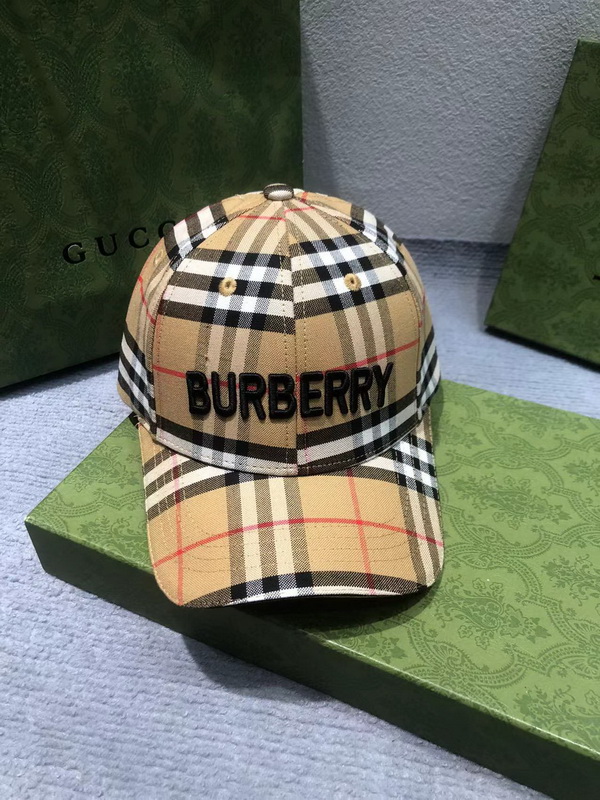 Burberry Cap-017