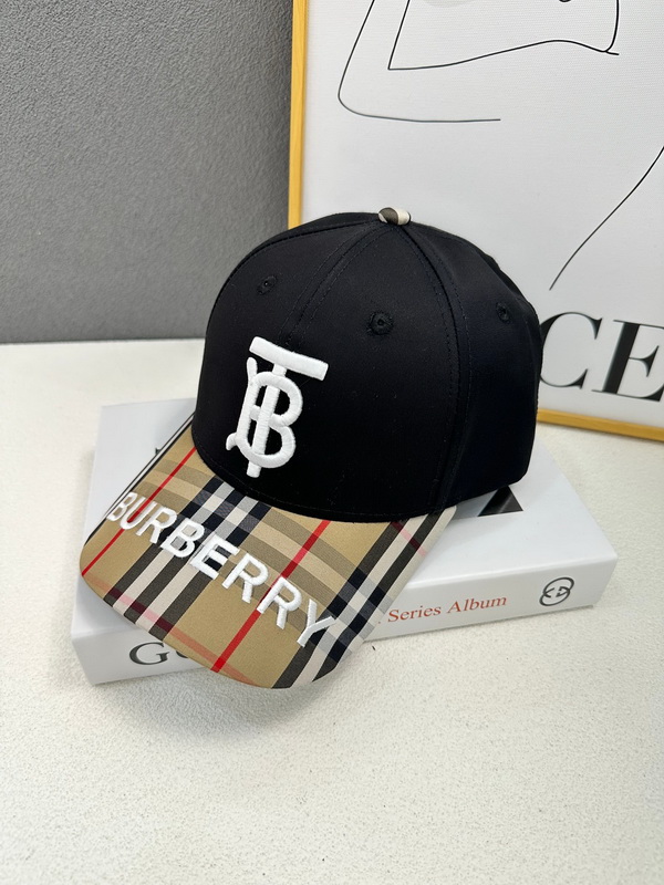 Burberry Cap-064