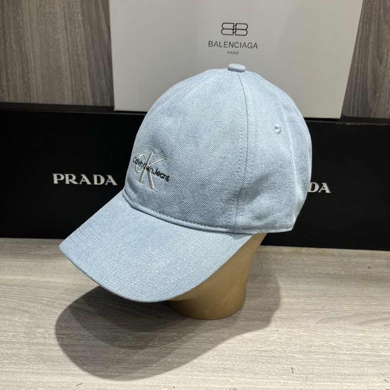 Calvin Klein Cap-054