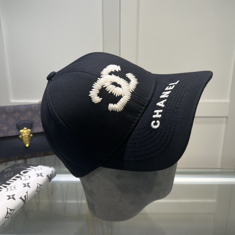 Chanel Cap-299