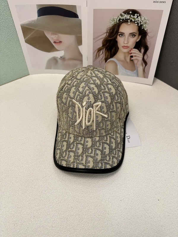 Dior Cap-143