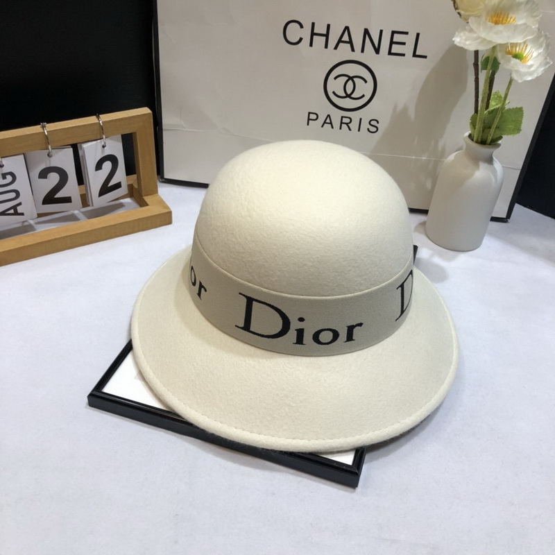 Dior Cap-209