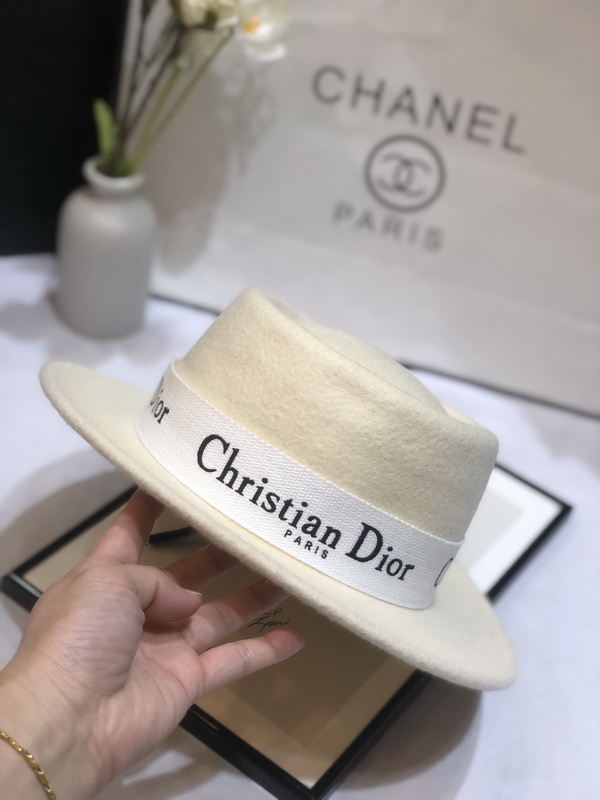 Dior Cap-216