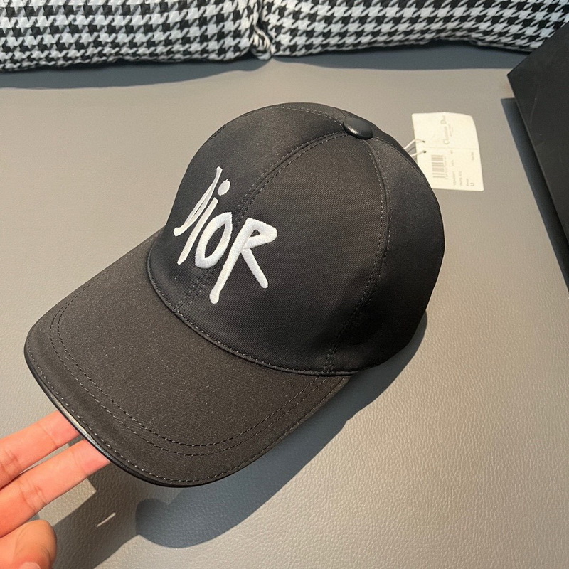 Dior Cap-267