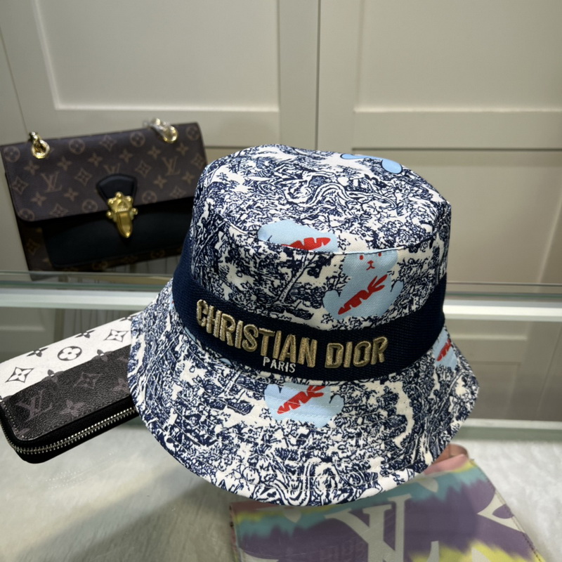 Dior Cap-389