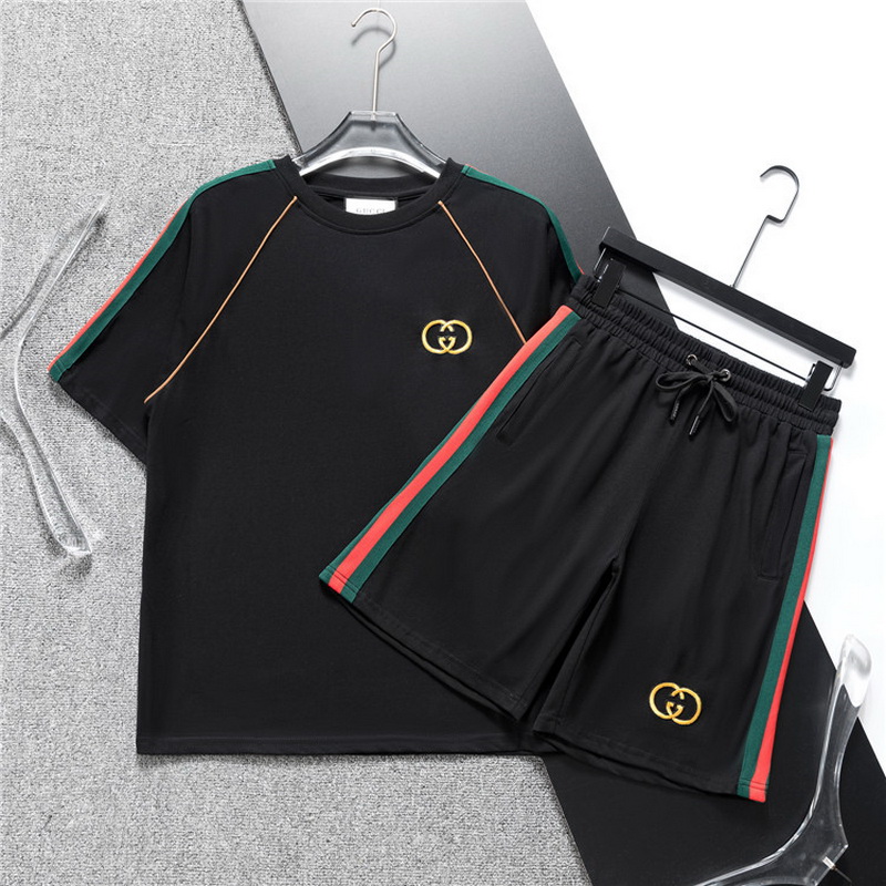 Gucci Suits-264