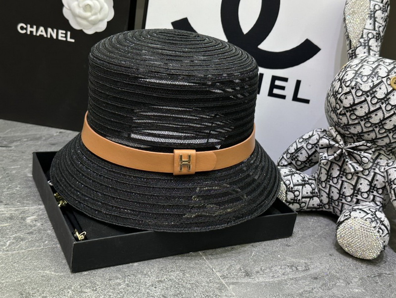 Hermes Cap-044