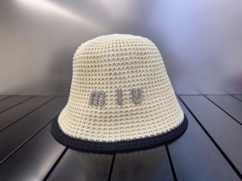 MiuMiu Beanies-002