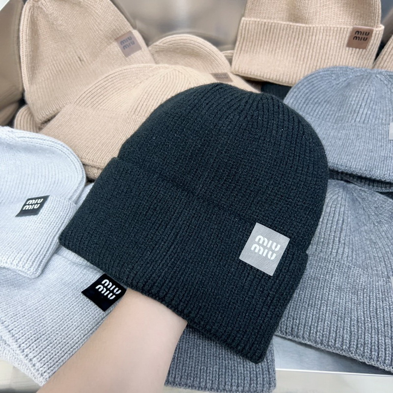 MiuMiu Beanies-036