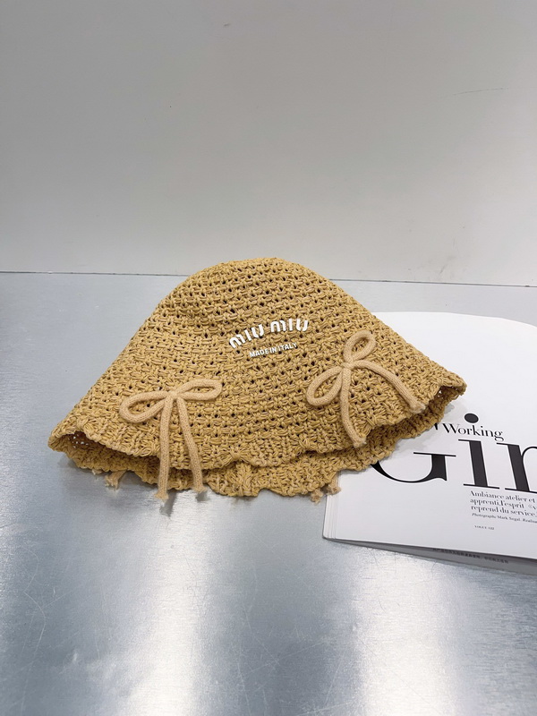 MiuMiu Beanies-053