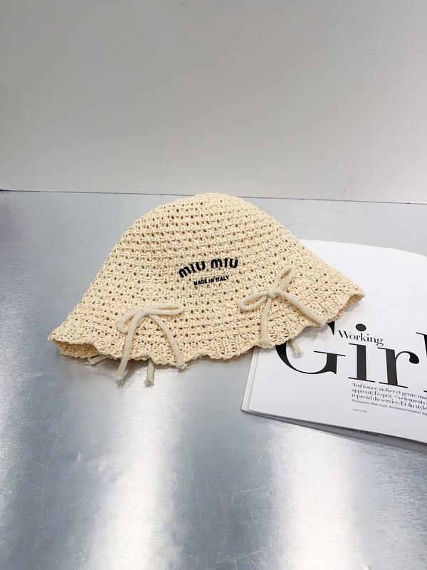 MiuMiu Beanies-056