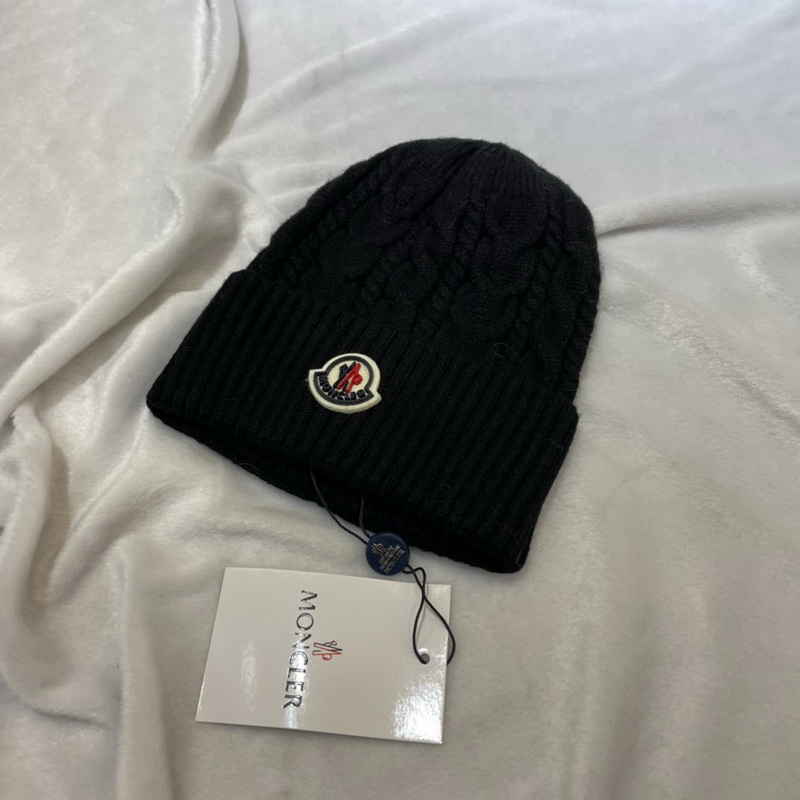 Moncler Beanies-089