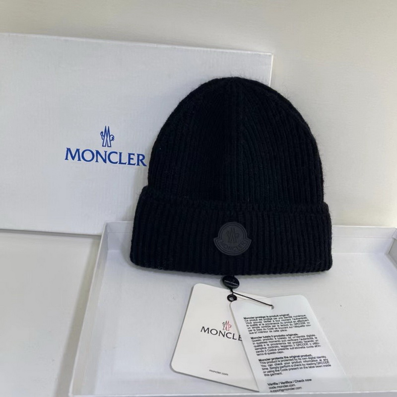 Moncler Beanies-104