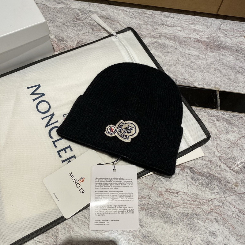 Moncler Beanies-134