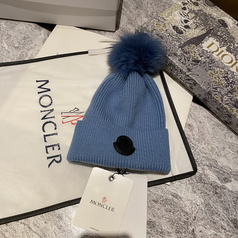 Moncler Beanies-154