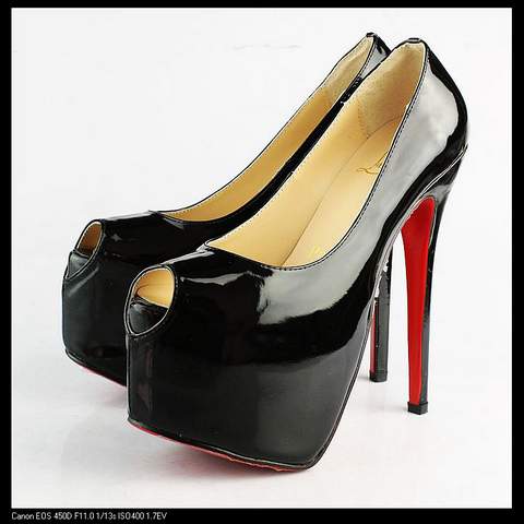 Christian Louboutin High Heel-047