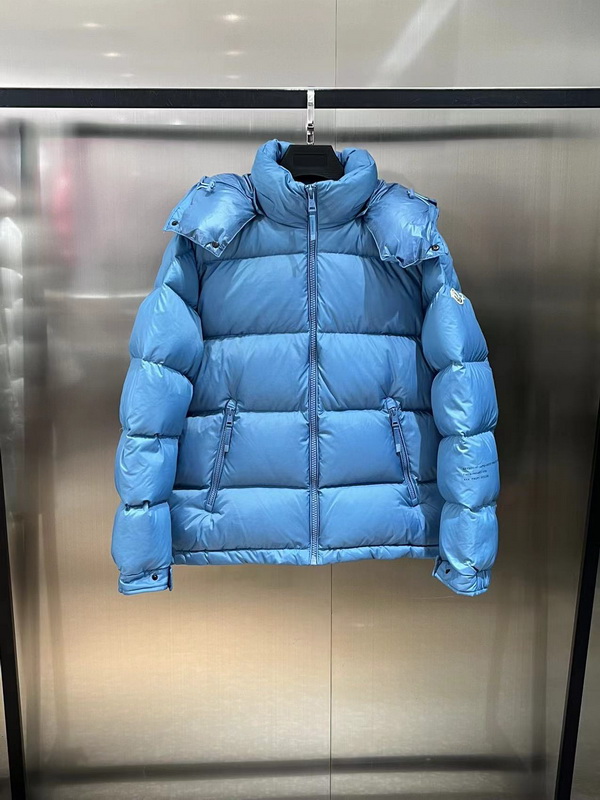 Moncler Coat-240