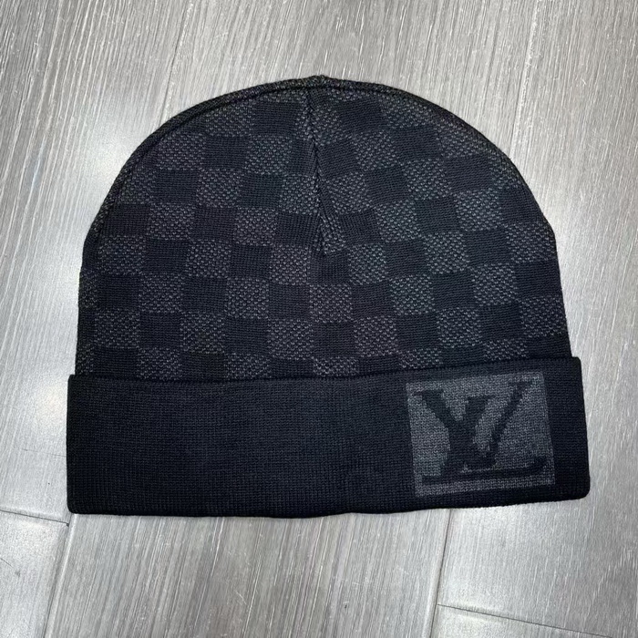 LV Beanies-038