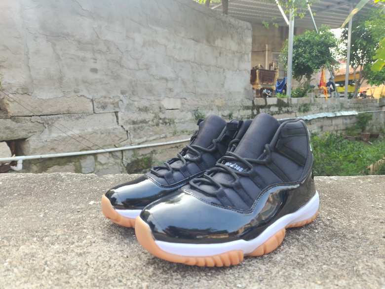 Air Jordan 11 Retro-017