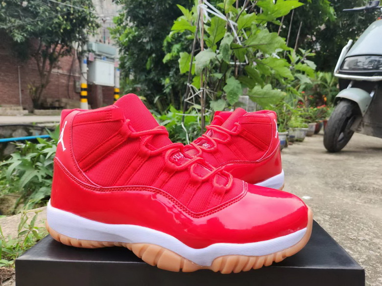 Air Jordan 11 Retro-046