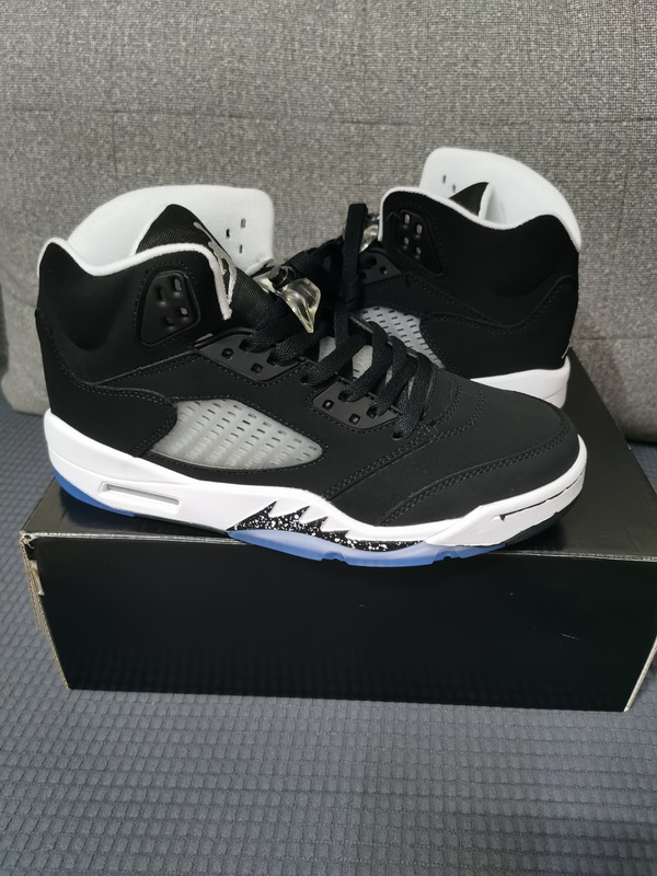 Air Jordan 5 Retro-012