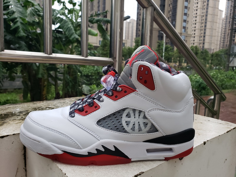 Air Jordan 5 Retro-014