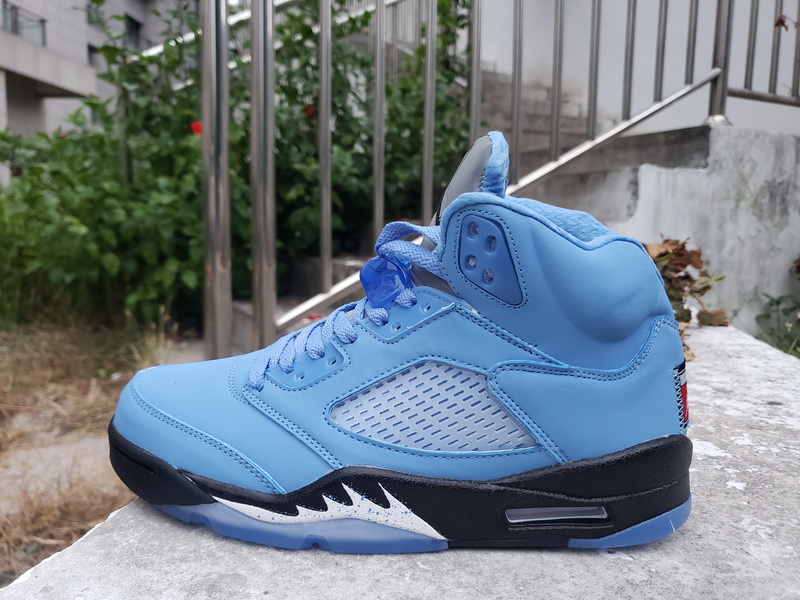 Air Jordan 5 Retro-057