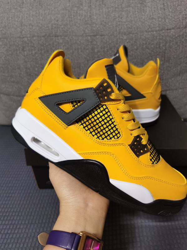 Jordan 4 Retro-070