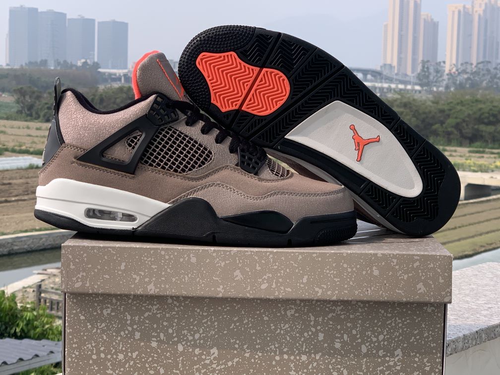 Jordan 4 Retro-082