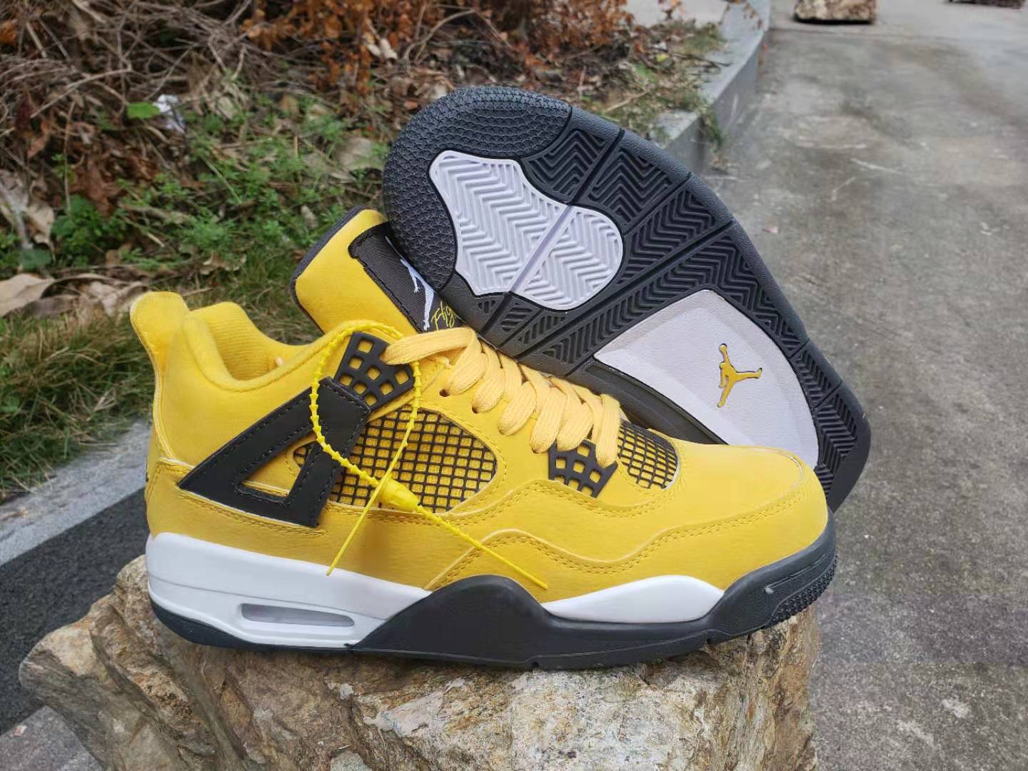 Jordan 4 Retro-084