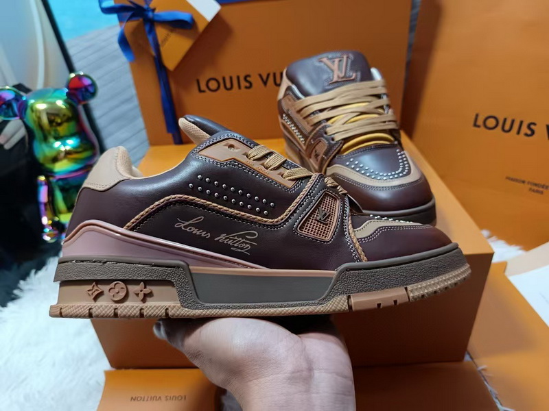 LV Shoes(AAA)-982