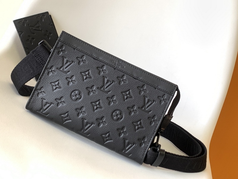 LV Handbags AAA(Men)-121