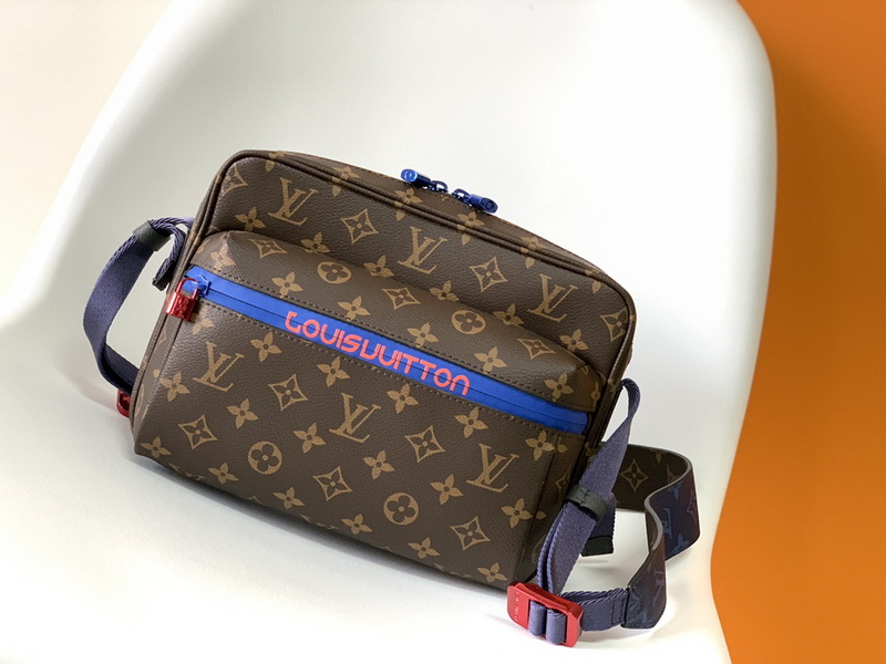 LV Handbags AAA(Men)-135