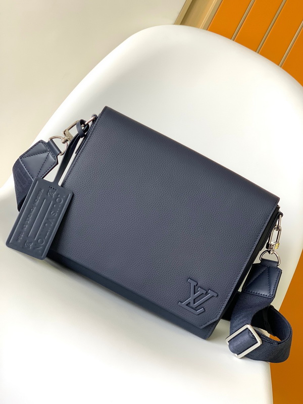 LV Handbags AAA(Men)-210