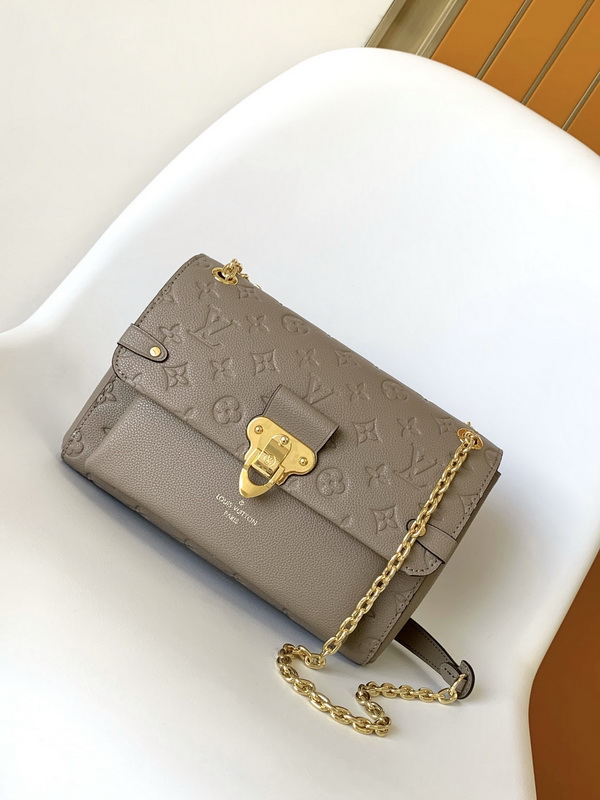 LV Handbags AAA(Women)-684