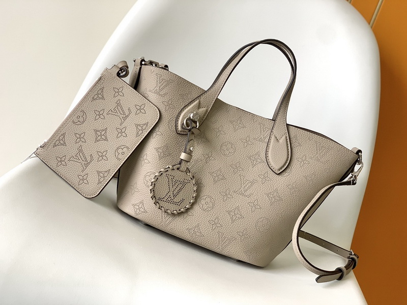 LV Handbags AAA(Women)-748