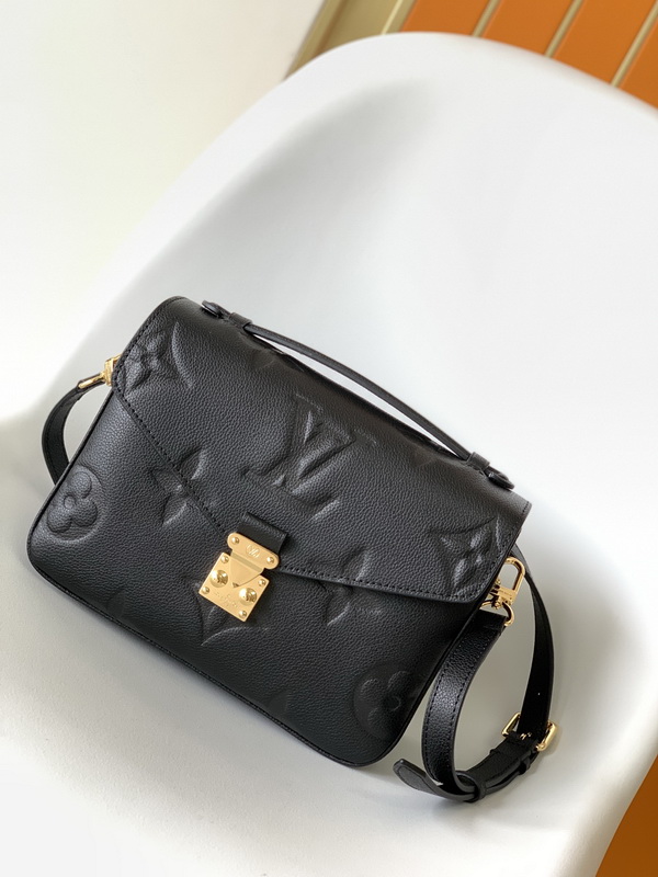 LV Handbags AAA(Women)-985