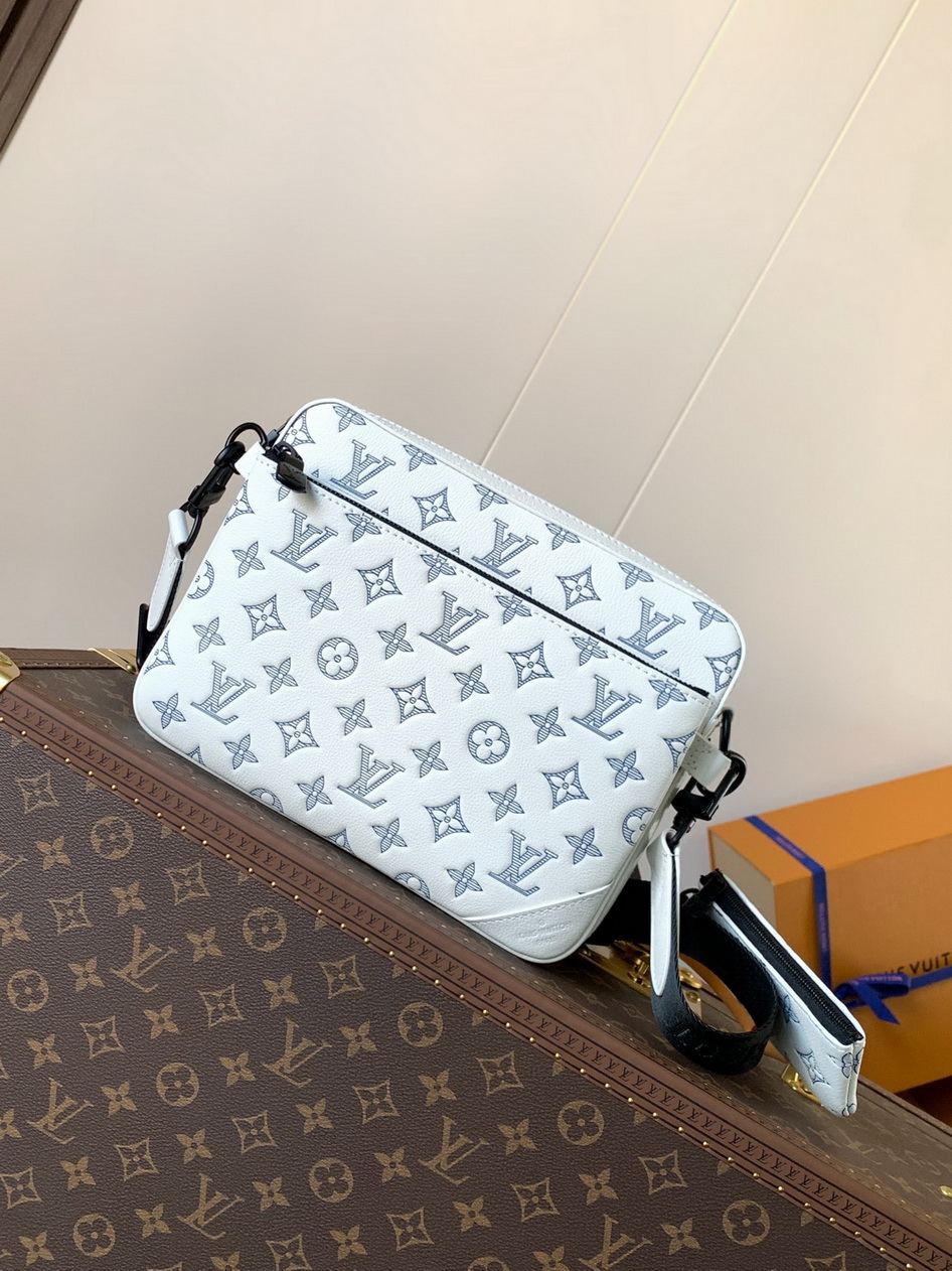 LV Bag-NFC(AAA)-015