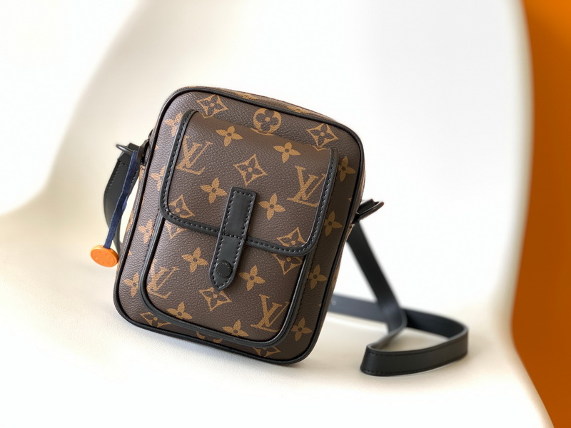 LV Small bags(AAA)-022