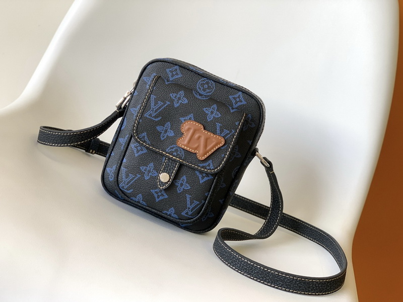 LV Small bags(AAA)-023