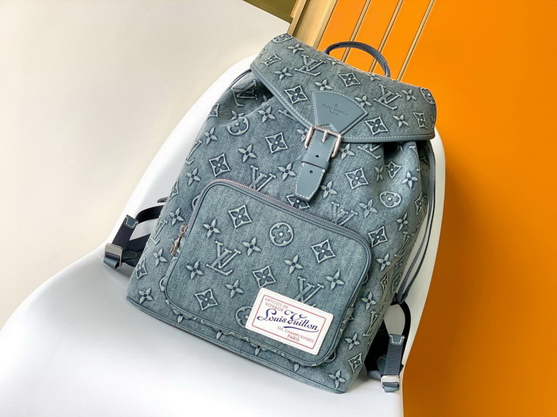 LV Backpack(AAA)-198