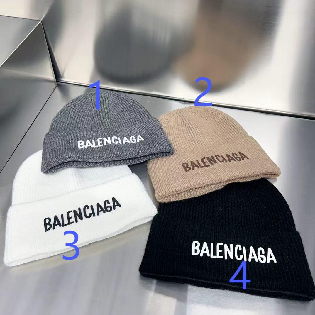 Balenciaga Beanies-001